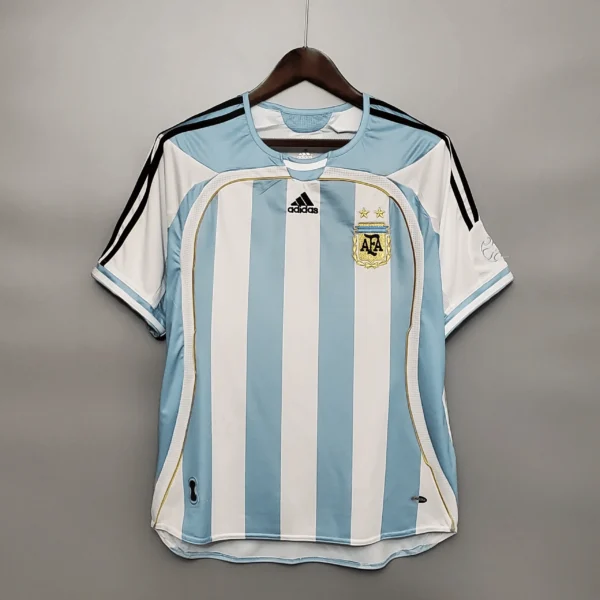 Argentina Home Retro Jersey 2005-06