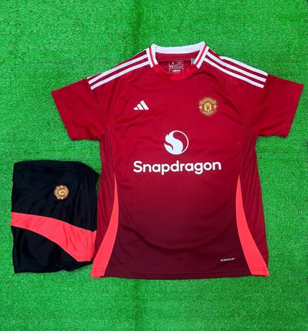 MANCHESTER UNITED HOME 24/25 
(JERSEY AND SHORTS) - Image 2